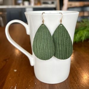 Nickel & Suede Lightweight Leather Earrings sz small